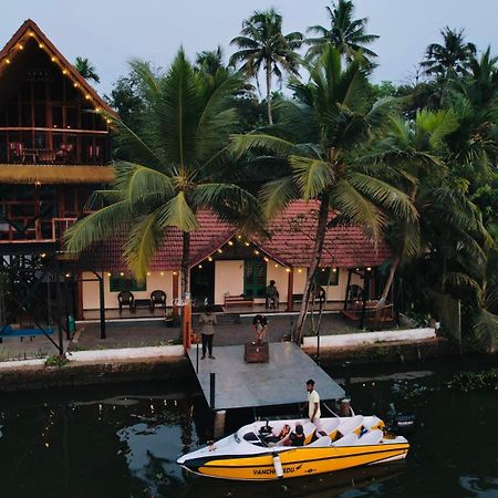 Ferienwohnung Tulsi Kayal Retreat Champakulam Exterior foto