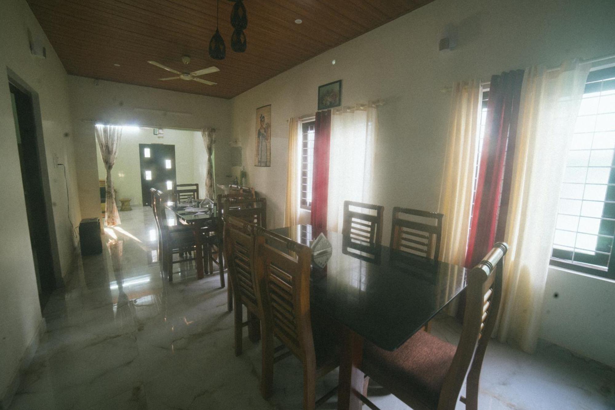 Ferienwohnung Tulsi Kayal Retreat Champakulam Exterior foto