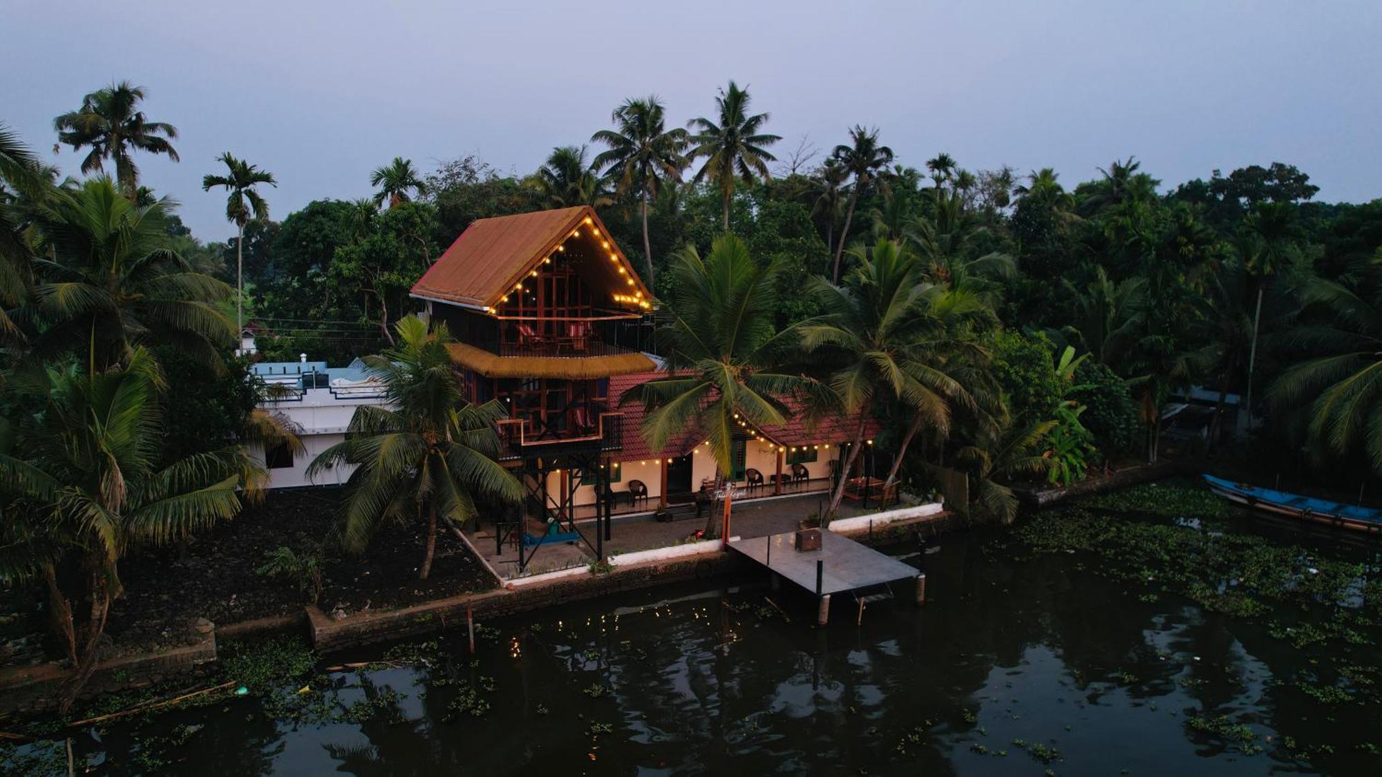 Ferienwohnung Tulsi Kayal Retreat Champakulam Exterior foto