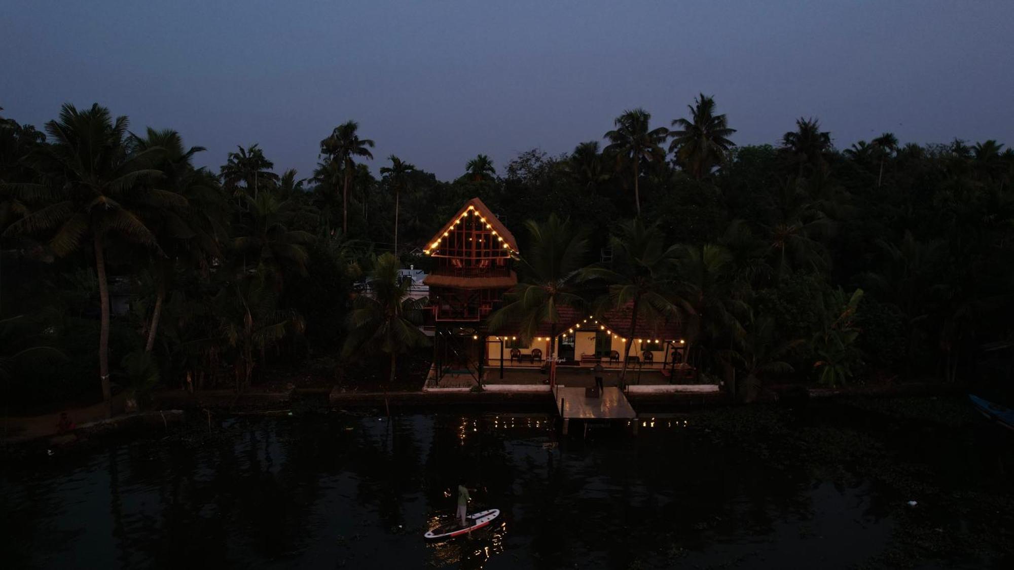 Ferienwohnung Tulsi Kayal Retreat Champakulam Exterior foto